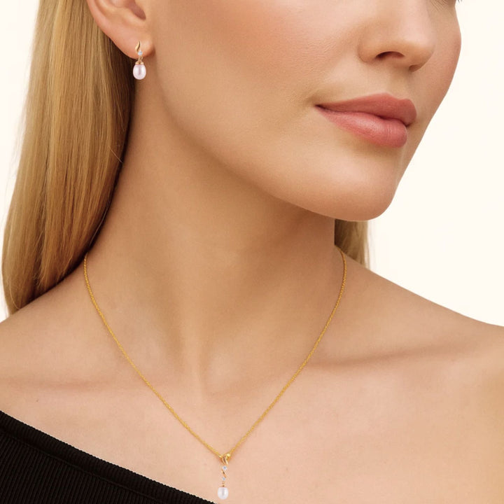 Zig Zag Gold Pearl Necklace