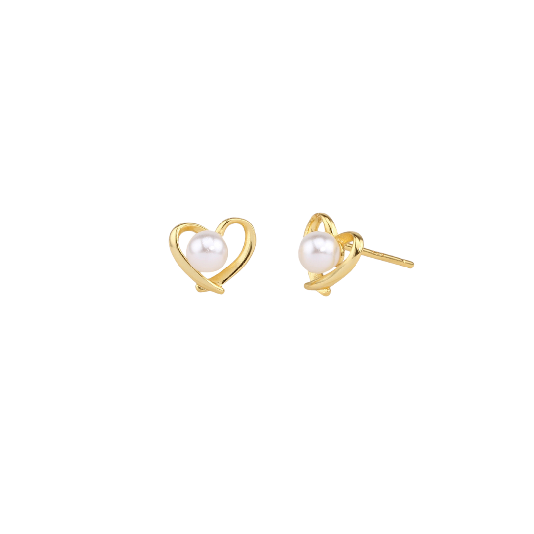 Dainty Heart Pearl Stud Earrings