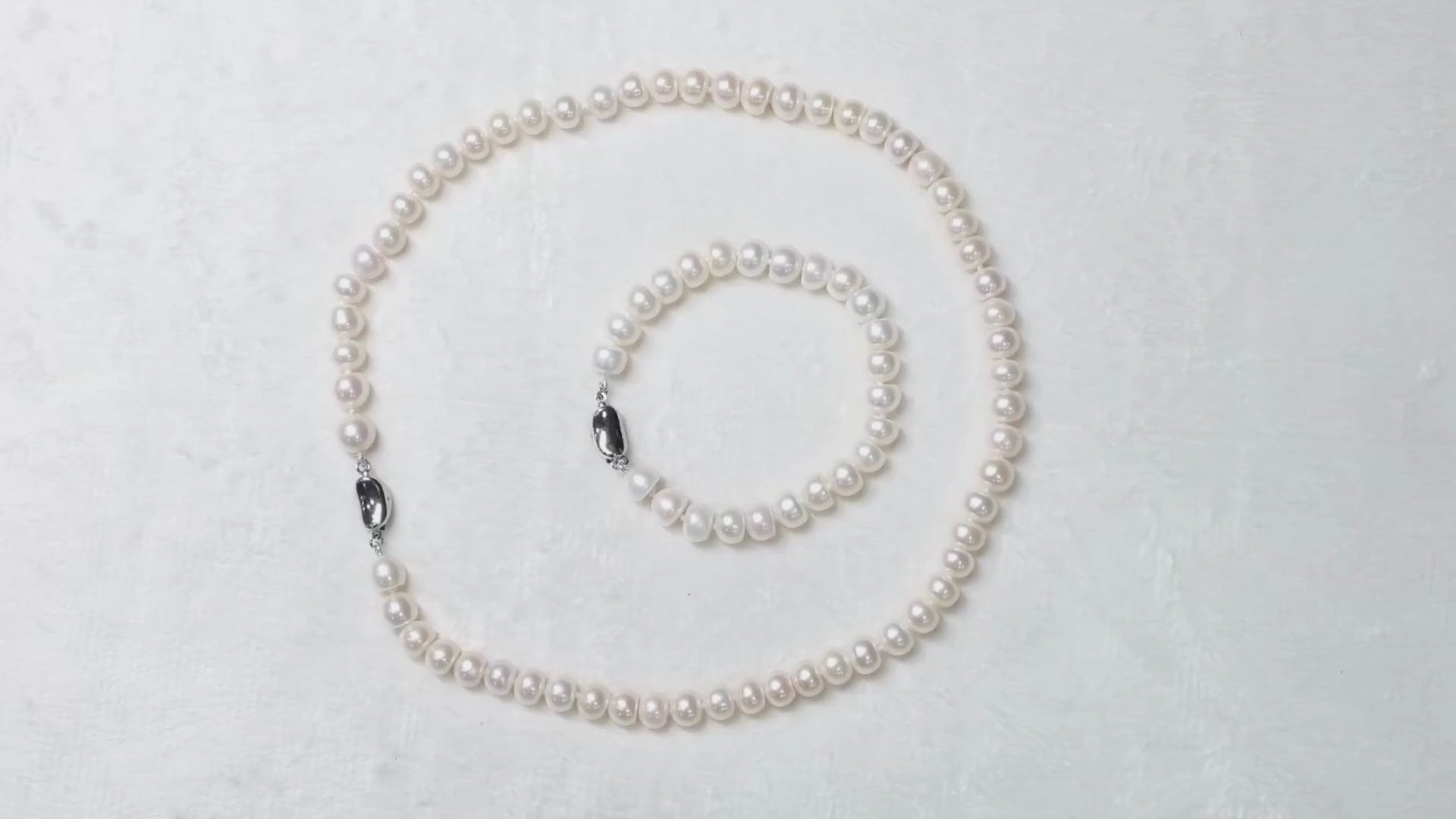 Freshwater Pearl Classic Button Necklace and Bracelet Set in Silver