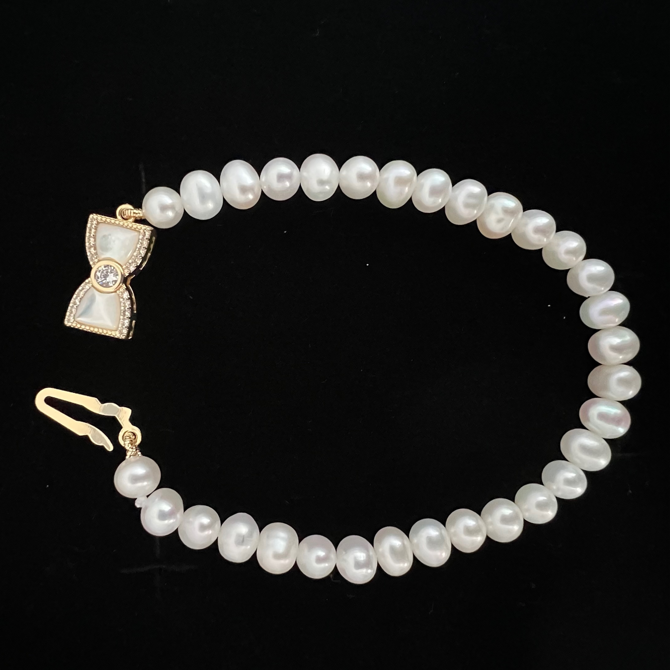 Freshwater Pearl Dainty Little Women Bracelet - L'Amour Pearls